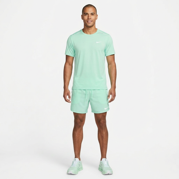 Outfit Vert — Nike × OnCloud