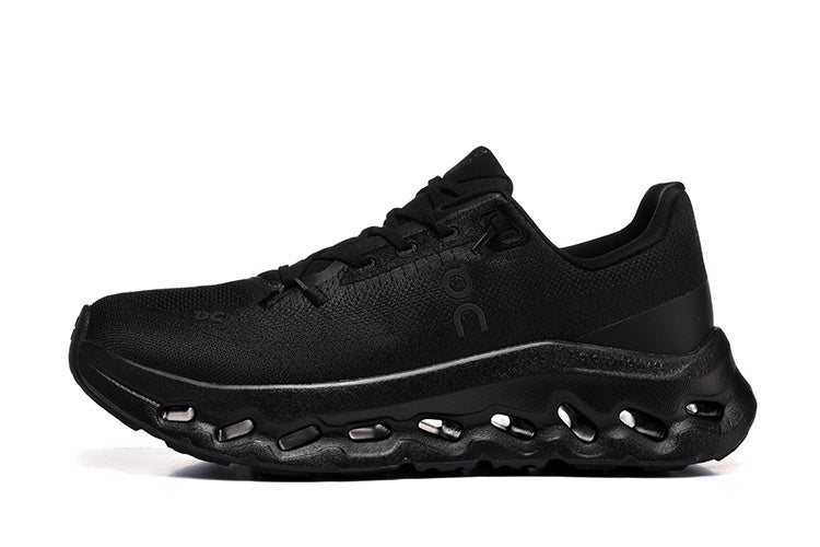 Outfit Noir — Nike × OnCloud