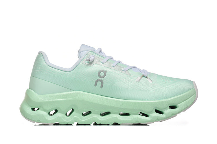 Outfit Vert — Nike × OnCloud