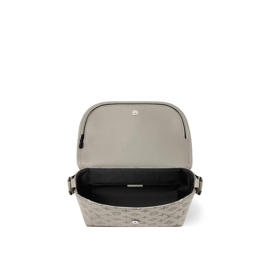 Pulse Messenger Bag
