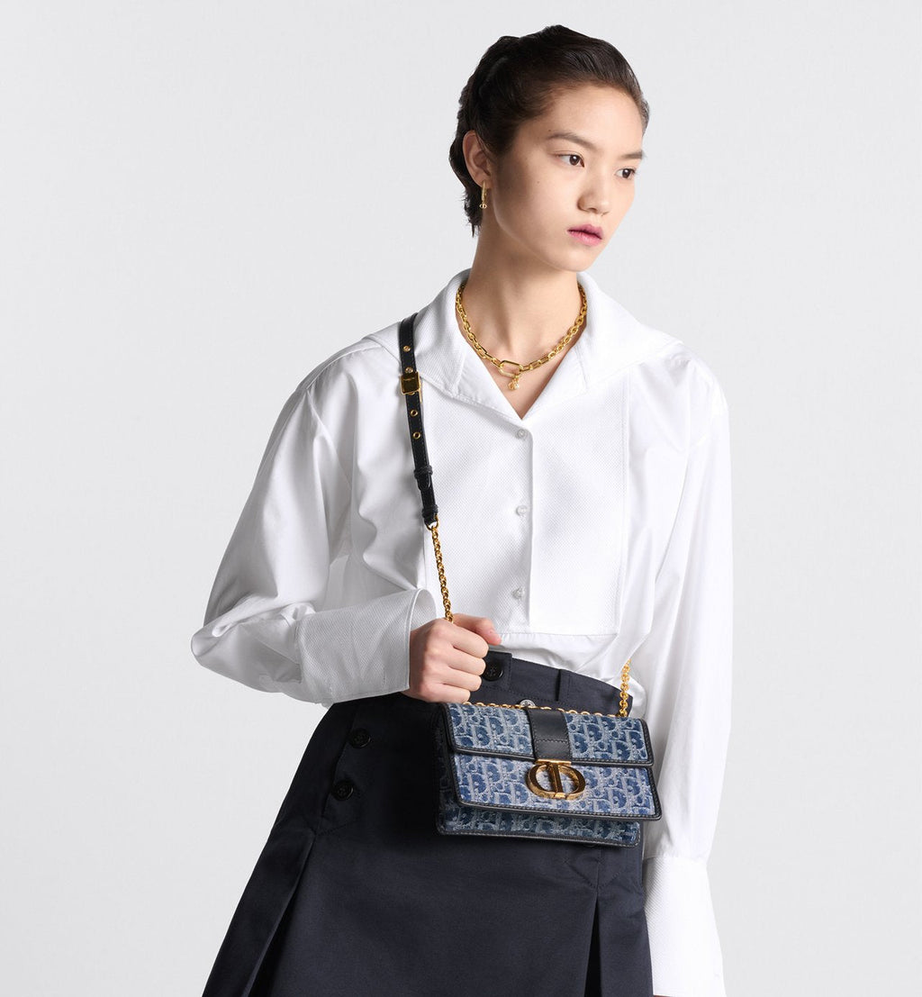 30 Montaigne East-West Chain Bag