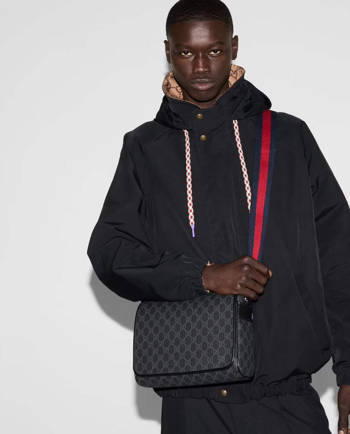 GG Black medium shoulder bag