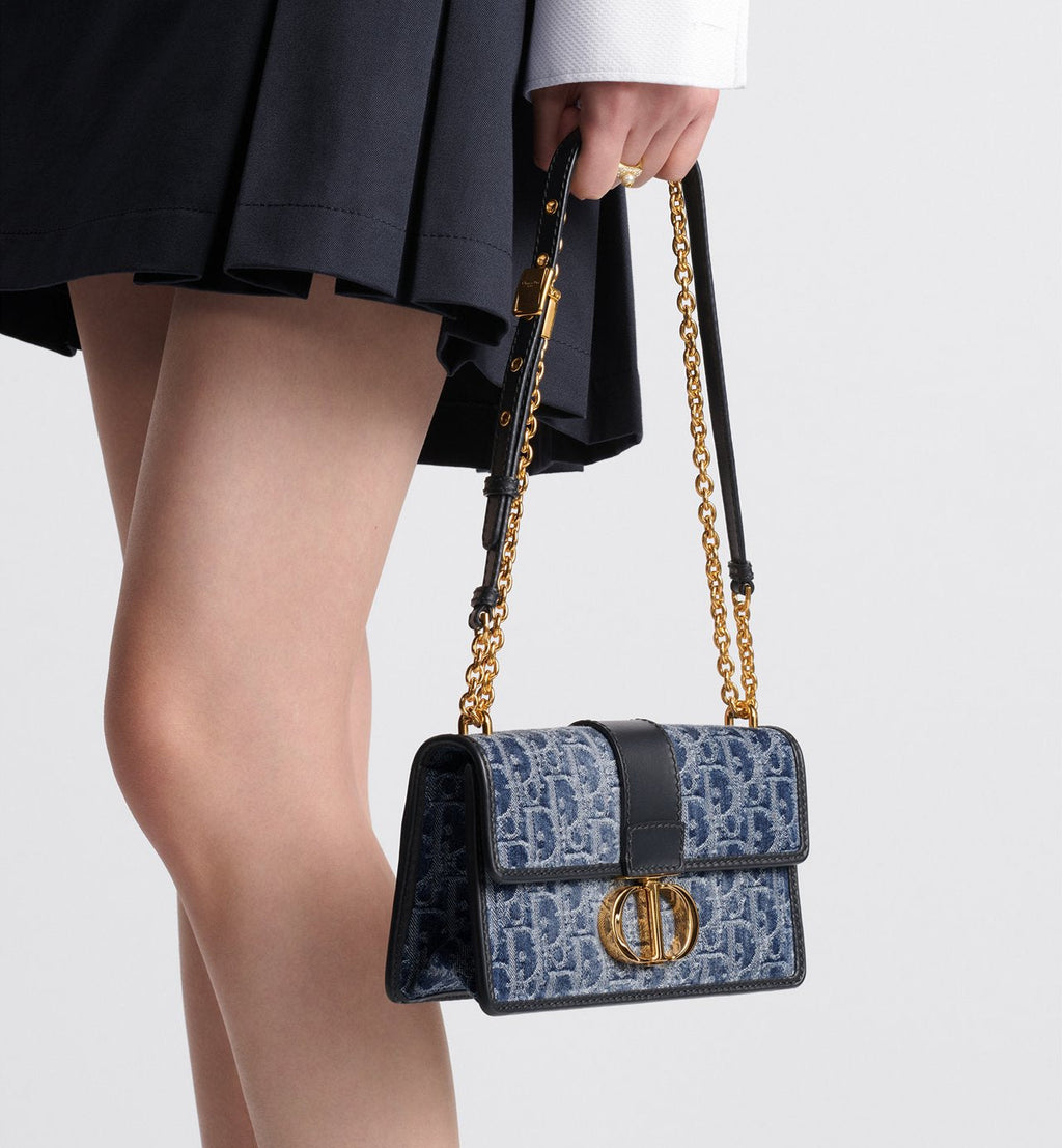 30 Montaigne East-West Chain Bag