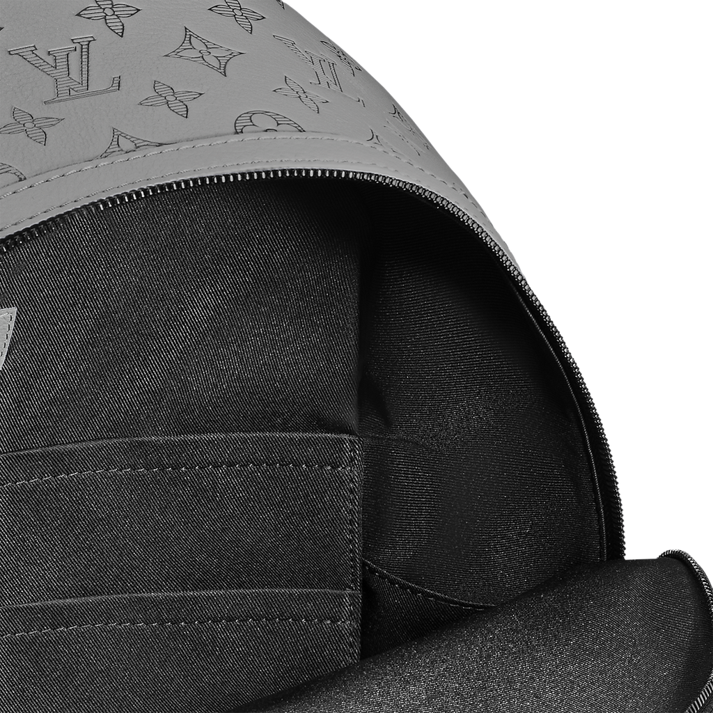 Discovery PM Backpack Monogram Shadow Grey