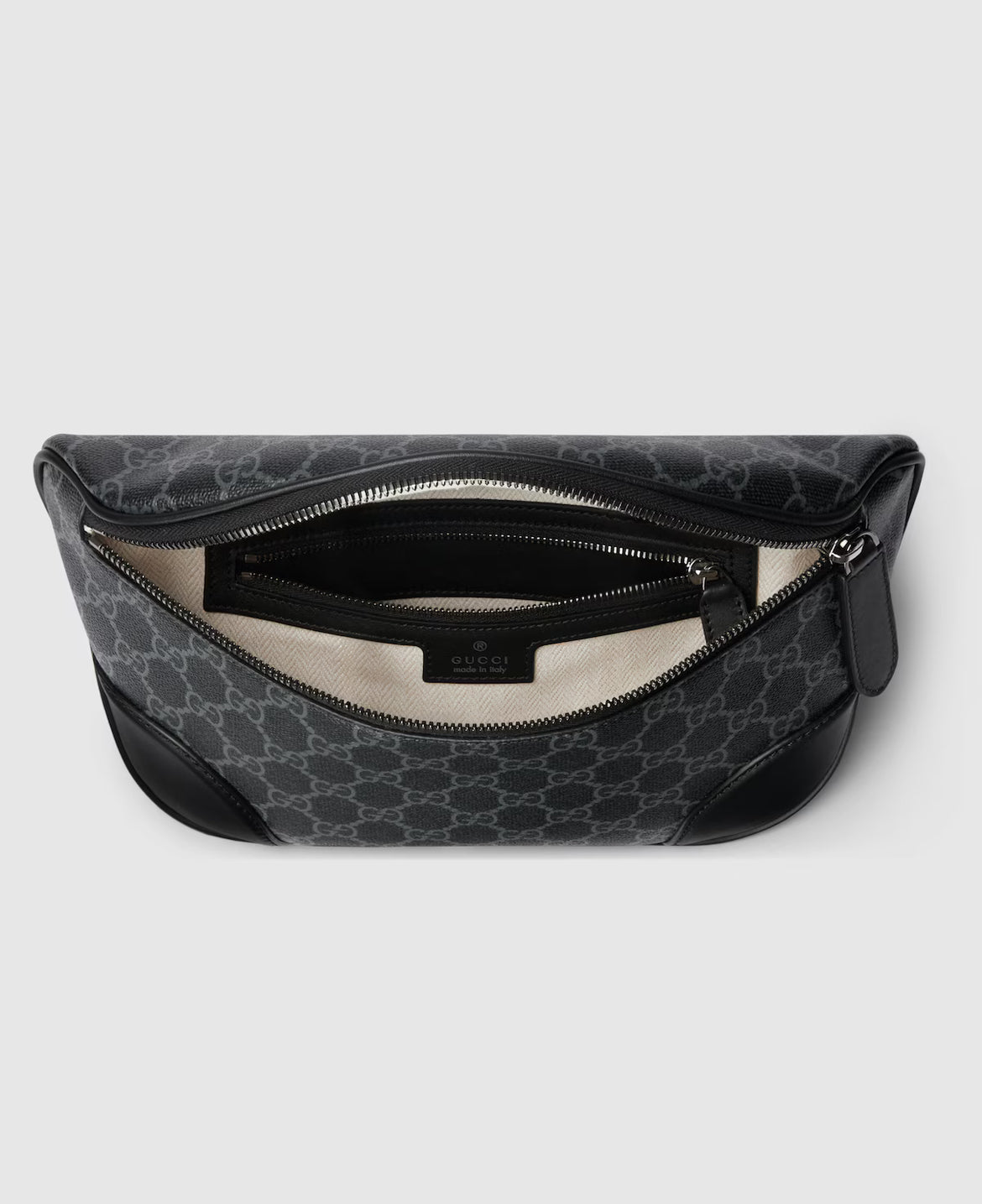 Gucci Sac ceinture GG Emblem moyen format