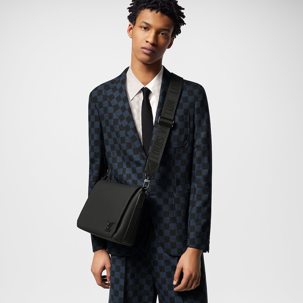 Louis Vuitton Sac messenger Takeoff 2