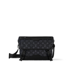 Louis Vuitton Sac Messenger Voyager PM 1