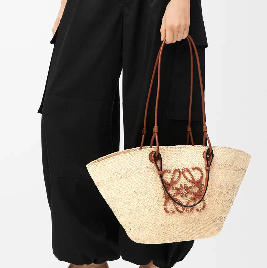 Loewe - Anagram basket in Iraca palm and calfskin