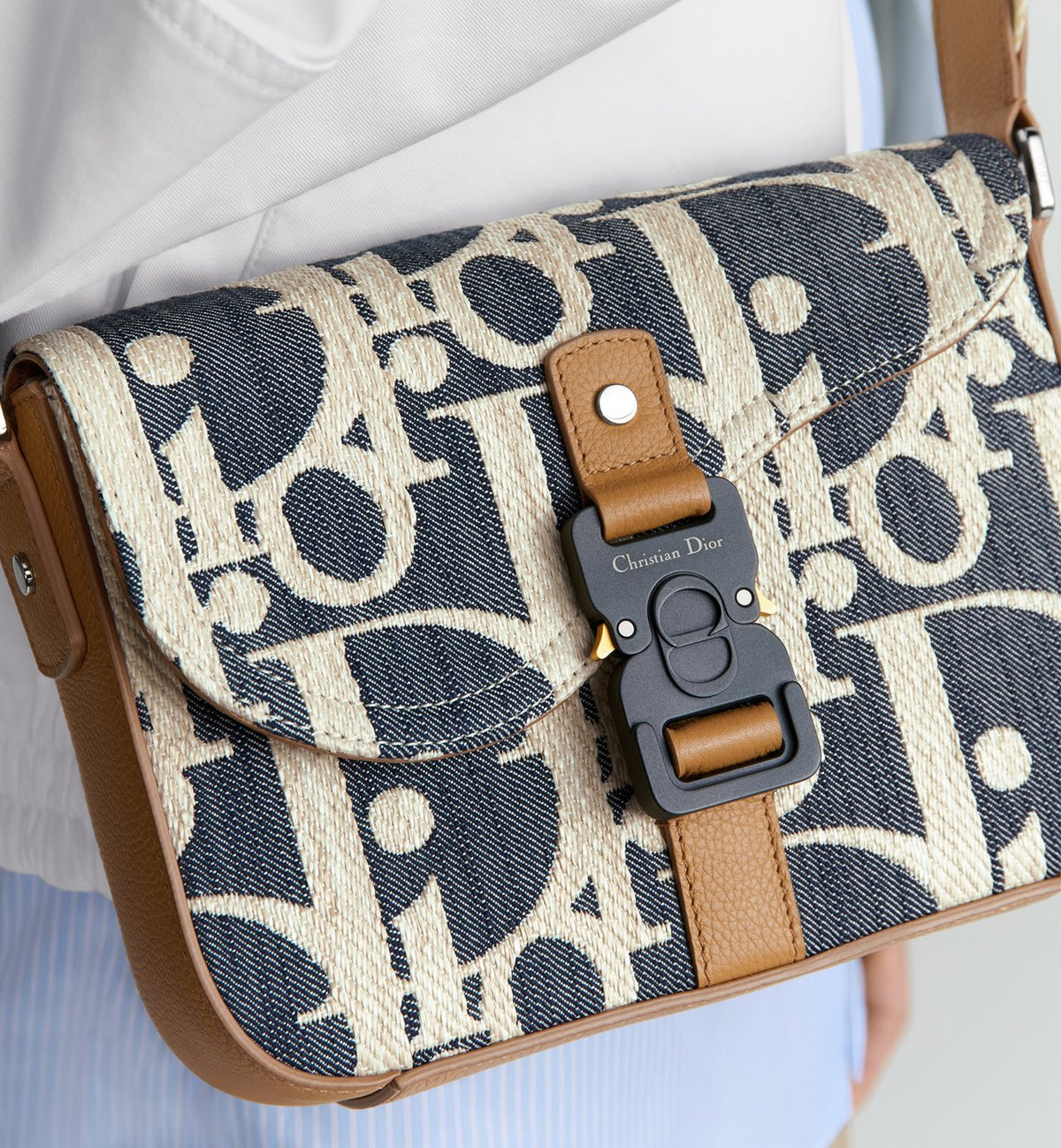Dior Sac Messenger Saddle 4