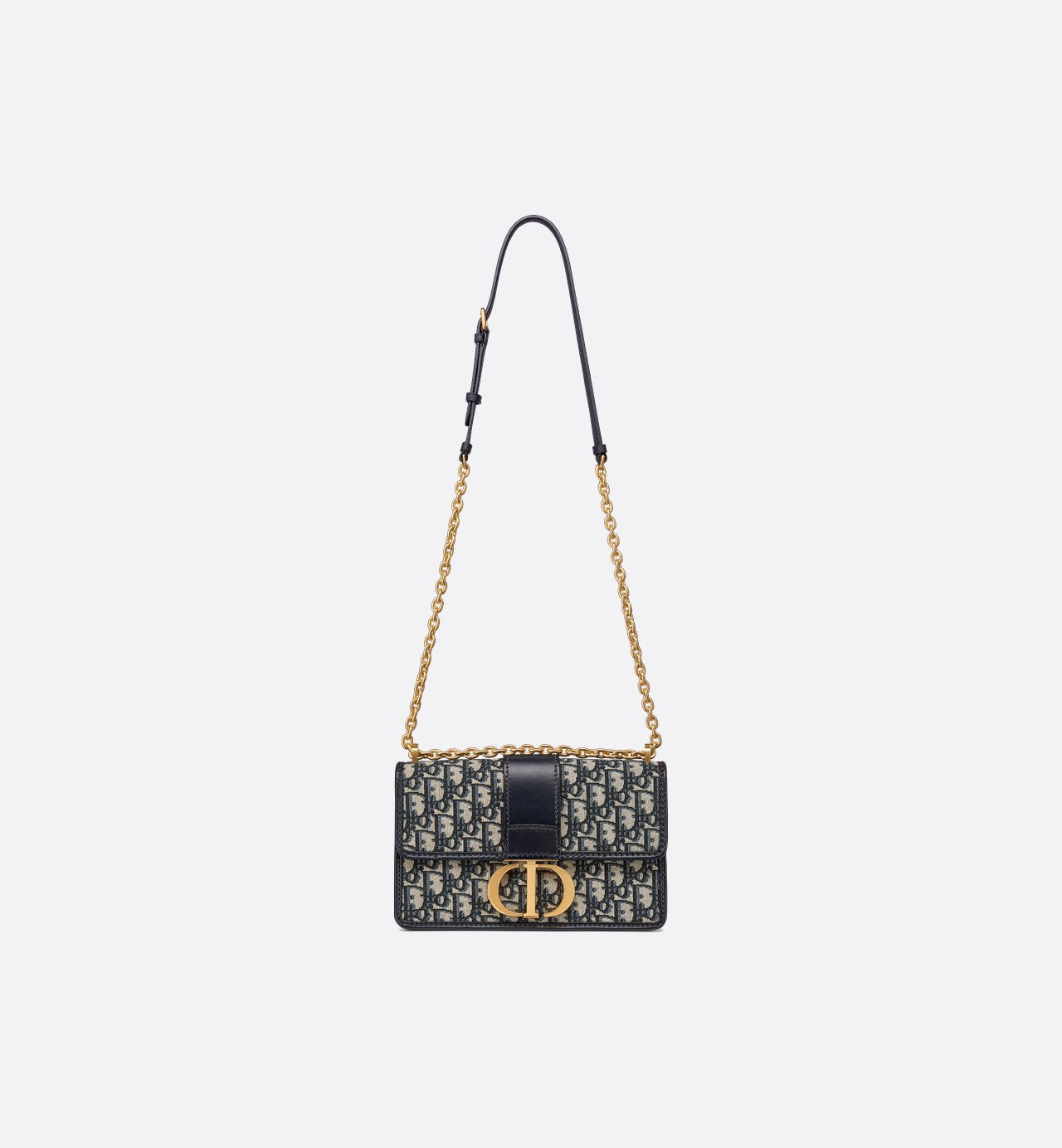 30 Montaigne chain bag