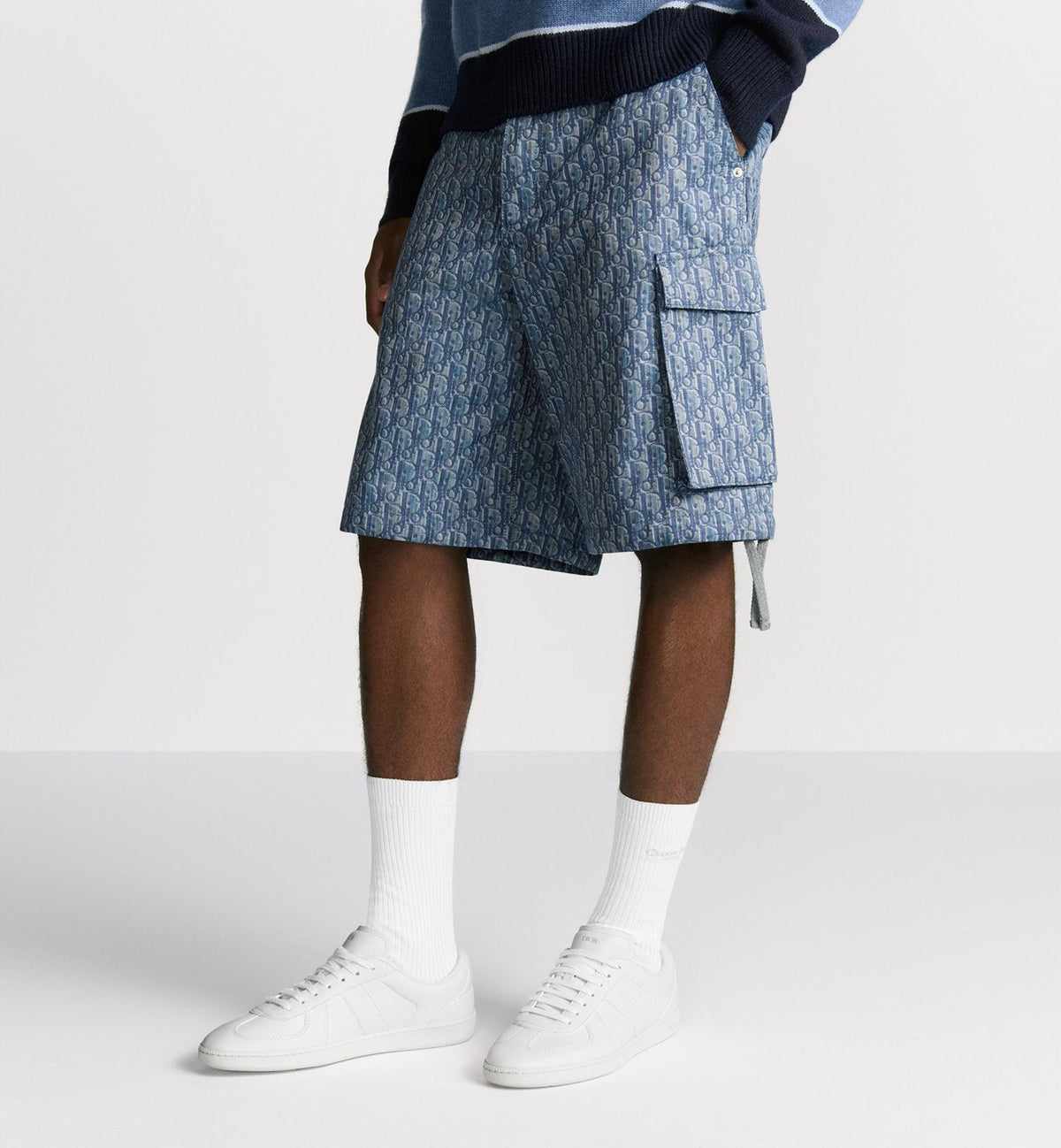 Dior Oblique cargo shorts
Blue cotton-blend twill