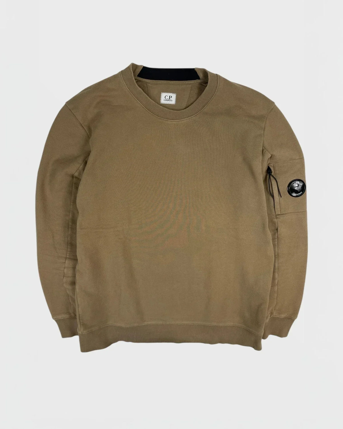 C.P. Company pull