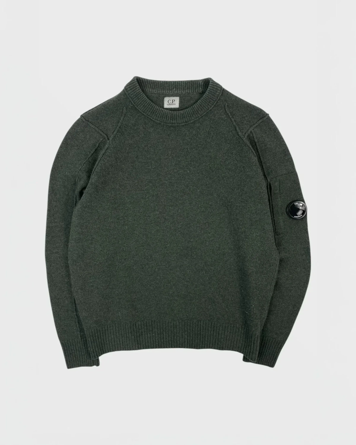 C.P. Company pull